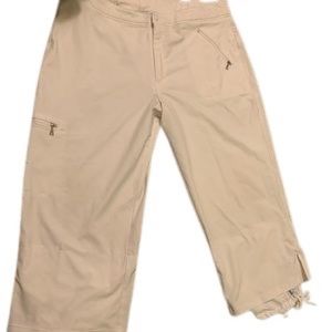 COPY - Women’s white nike Capri pant